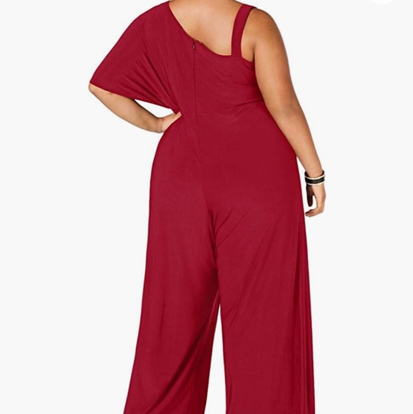 One Shoulder Jumpsuit - Picture 3 of 5